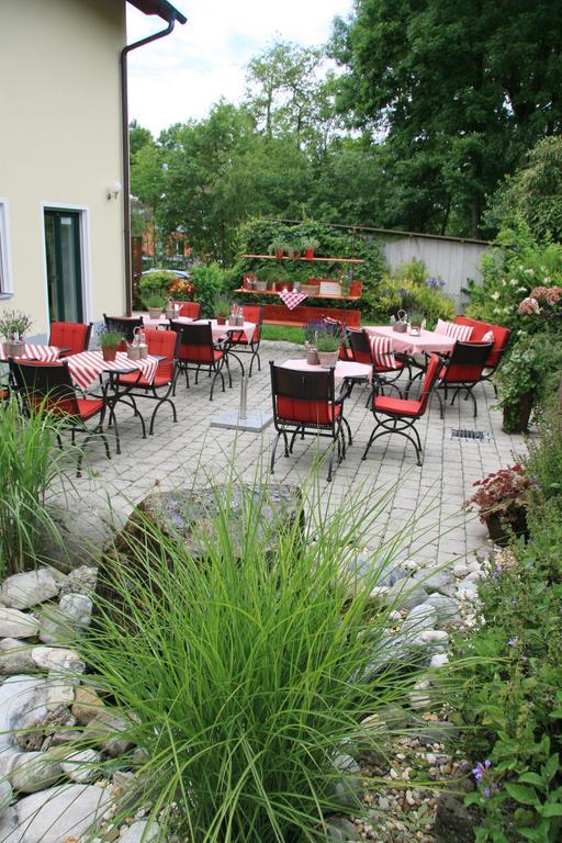 Hotel Gästehaus an der Sempt - Wohlfühlen auf dem Lande Erding Exterior foto