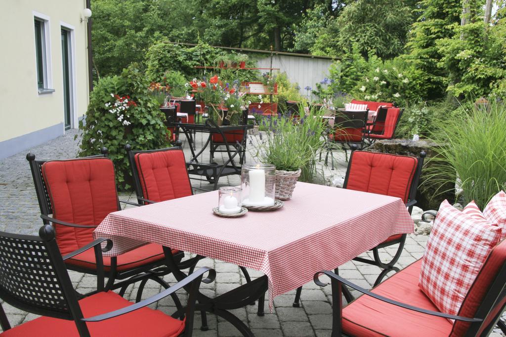 Hotel Gästehaus an der Sempt - Wohlfühlen auf dem Lande Erding Exterior foto