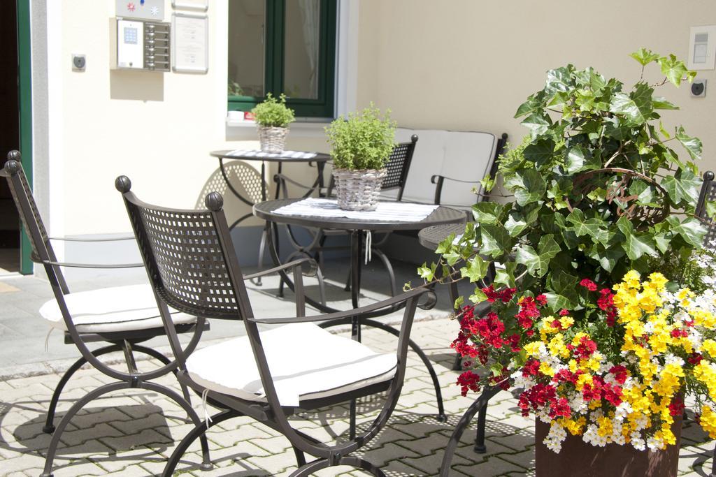 Hotel Gästehaus an der Sempt - Wohlfühlen auf dem Lande Erding Exterior foto